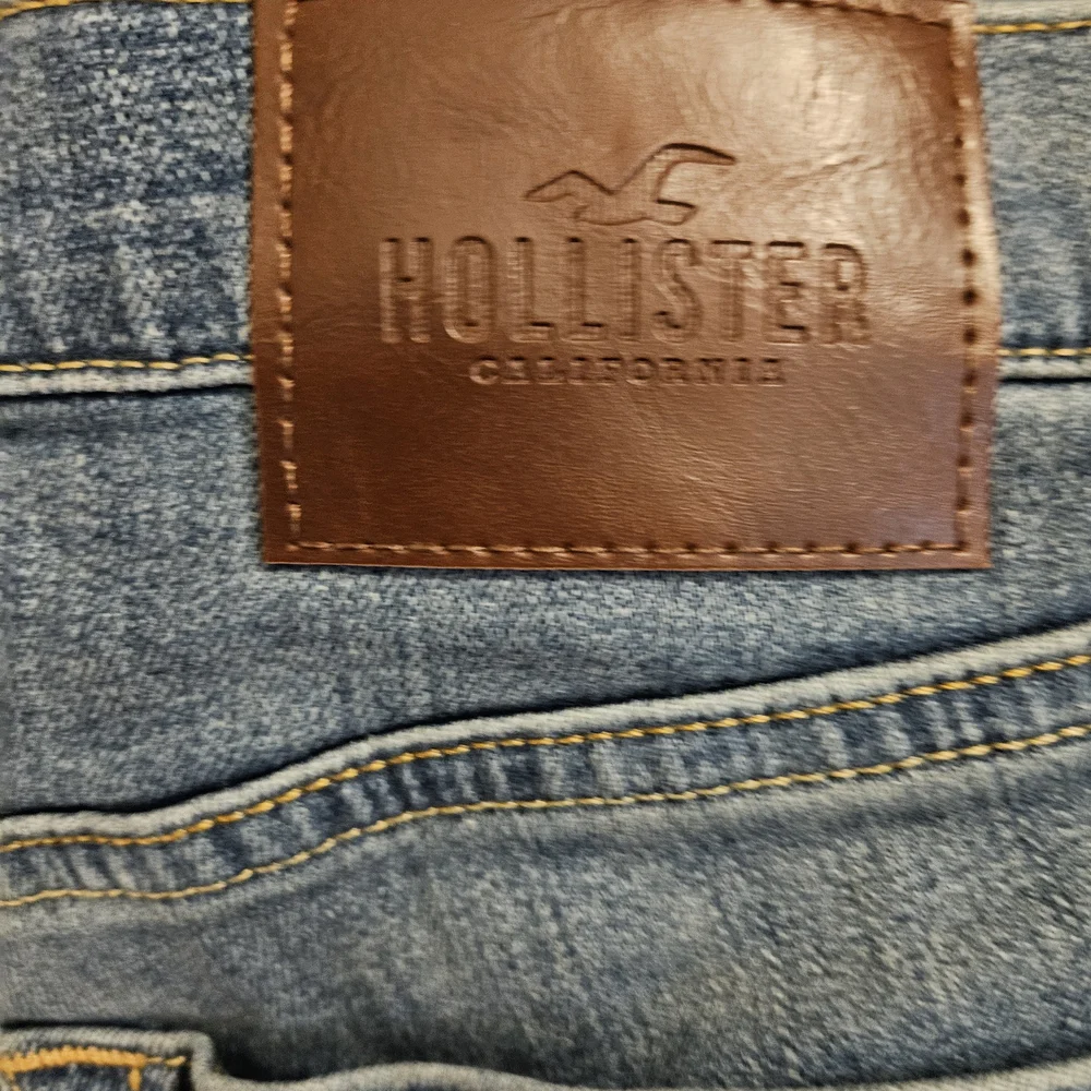 Men's Blue Jeans - Picture 4 of 7